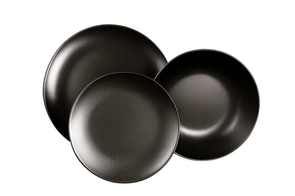 Black Plates & 22cm Bowl